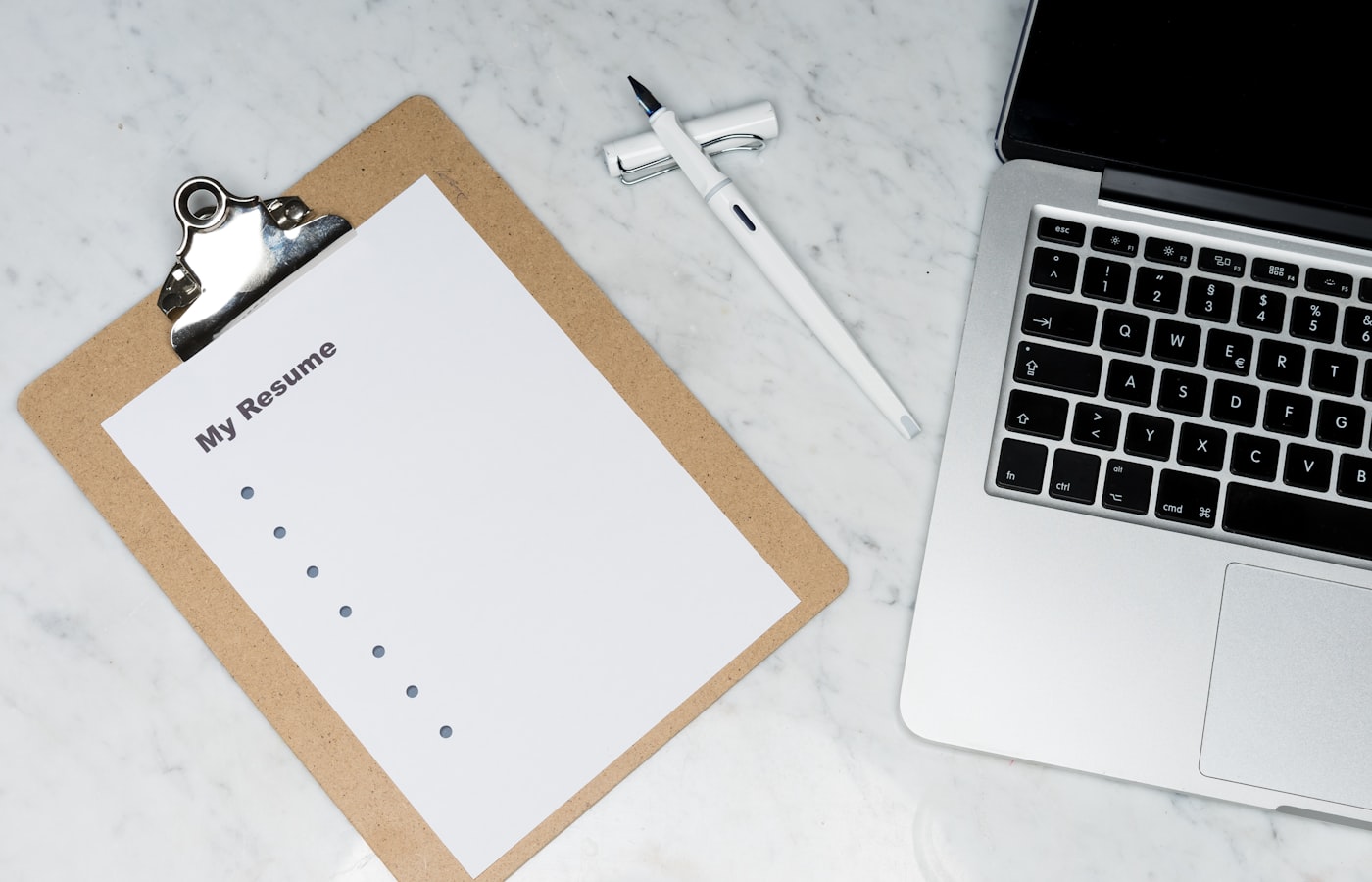 How to Write a CV for Jobs in Ghana (With Simple Structure)